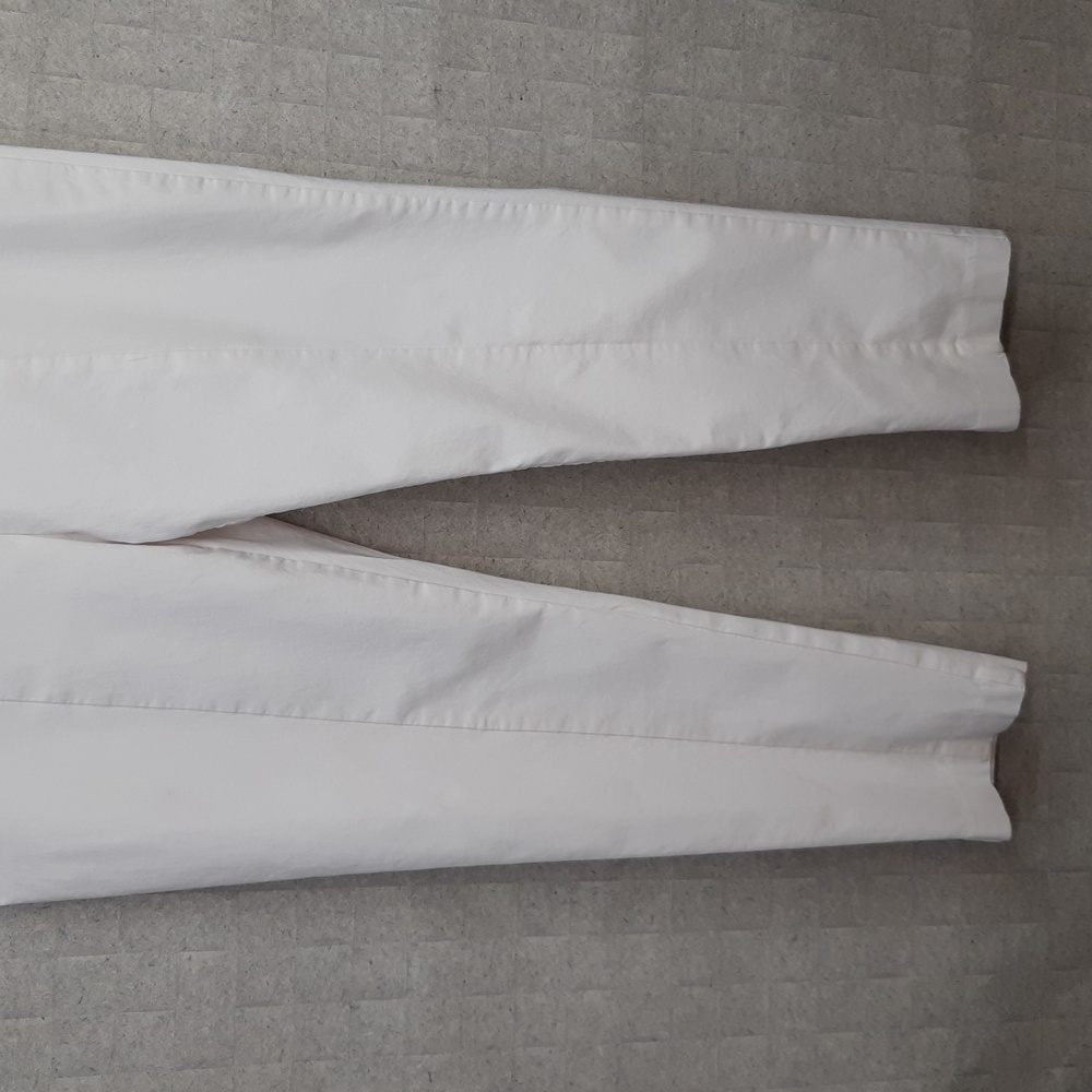 Chico's So Slimming White Stretch Ankle Pants - Picture 2 of 8